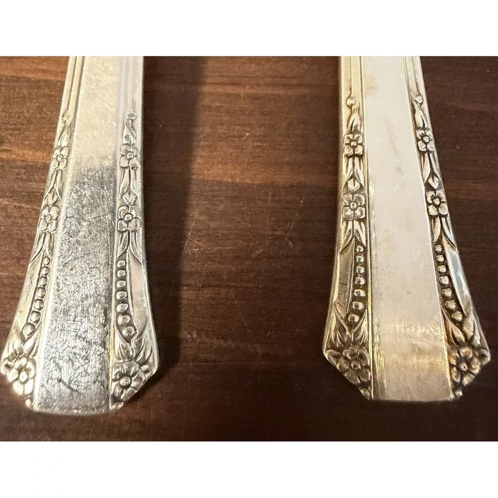 Oneida 1881 Rogers Floral Queen Silverplate Salad Forks Set of 4 Replacement